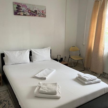 Apartament Octav Deva Buitenkant foto